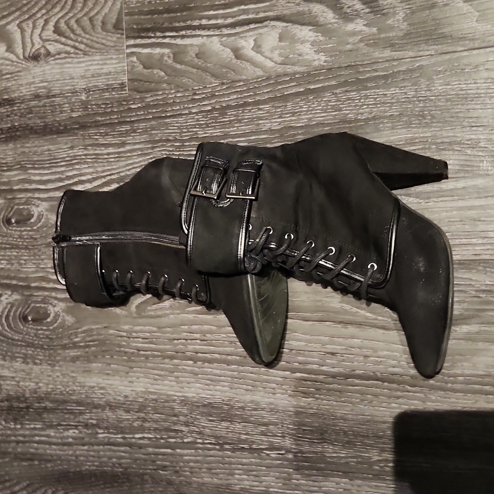 Fioni Faux Suede Black Boots 7 - Picture 4 of 4
